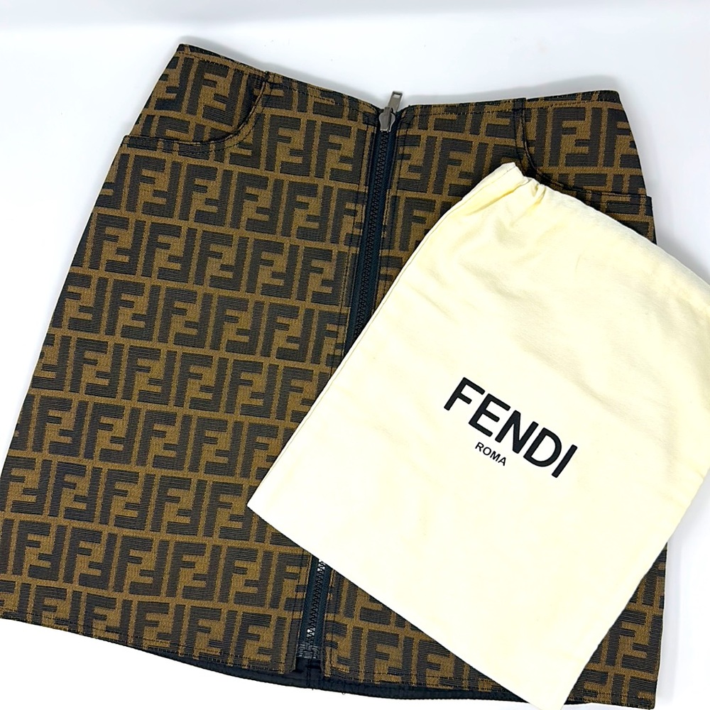 💯 Authentic Fendi Reversible Zipper Skirt